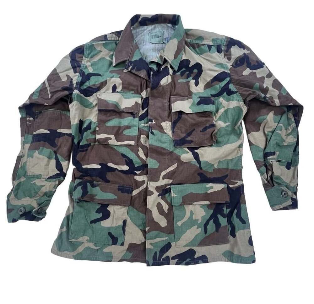 1995 US Military Woodland Camouflage BDU Combat Coat Size Medium Long